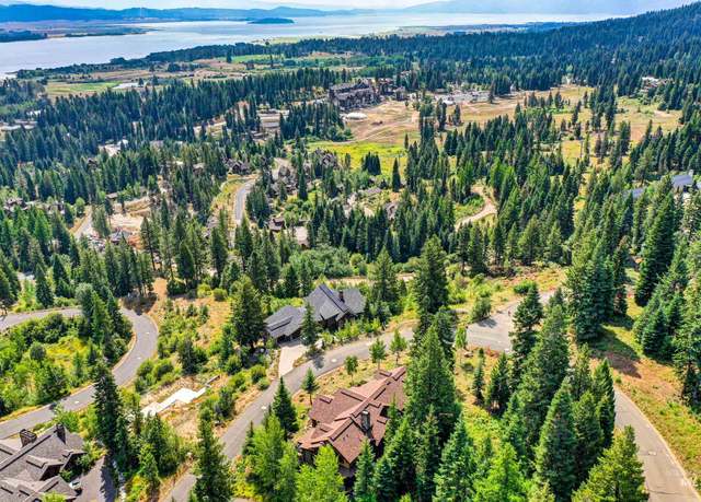 Property at 564 Whitewater Dr, Donnelly, ID 83615, 6 beds, 6.5 baths