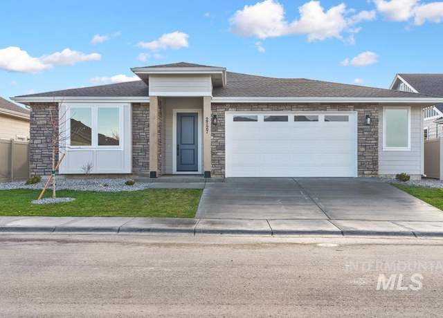 Property at 2727 Soulen Dr, Emmett, ID 83617, 3 beds, 2 baths