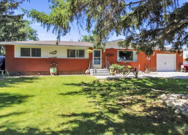 Property at 61 N Hwy 24, Rupert, ID 83350, 3 beds, 2 baths