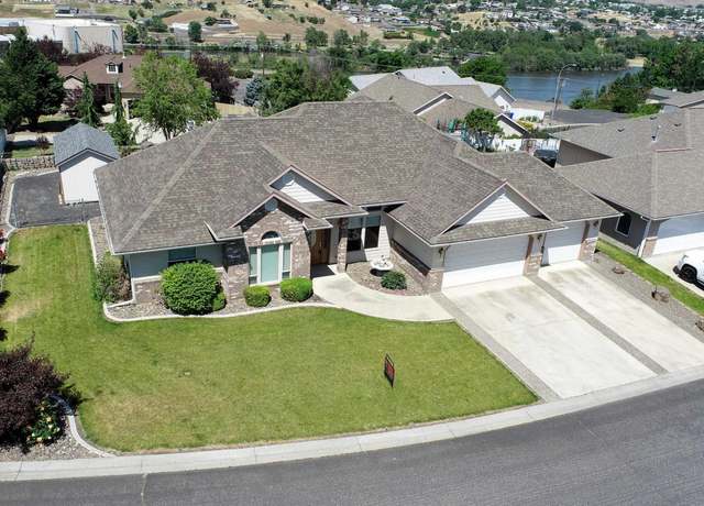Property at 3456 Elks Dr, Lewiston, ID 83501, 3 beds, 2.5 baths