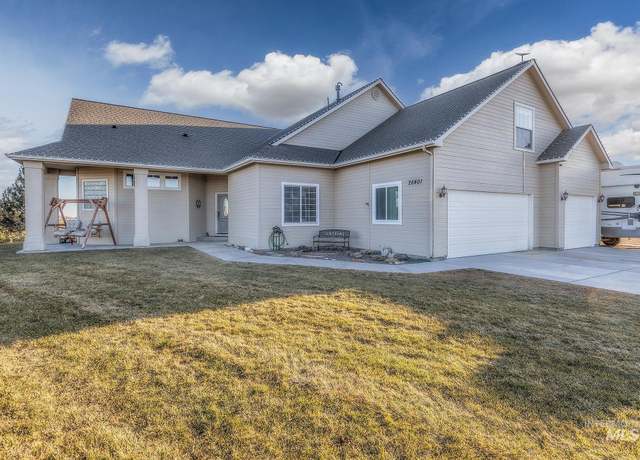 Property at 26401 Hidden Valley Ln, Middleton, ID 83644, 3 beds, 2 baths