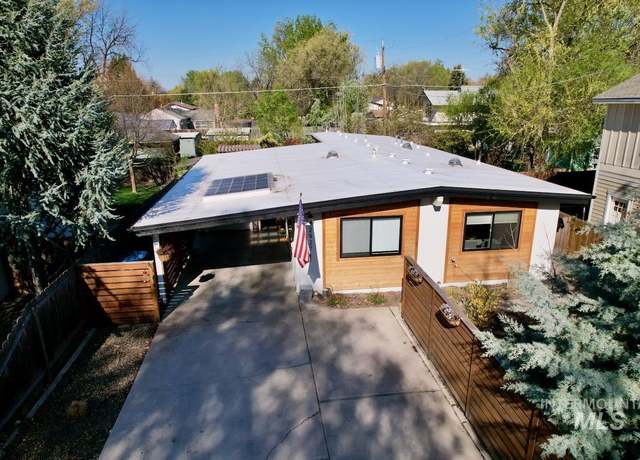 Property at 2927 N 32nd St, Boise, ID 83703, 3 beds, 2 baths