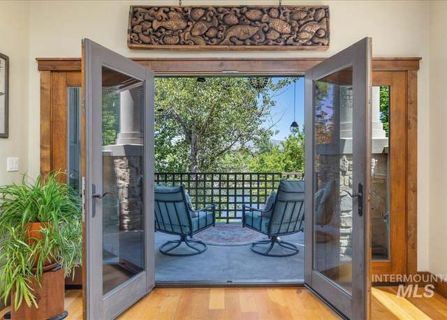 Property at 3608 N Prospect Way, Garden City, ID 83714, 3 beds, 4 baths