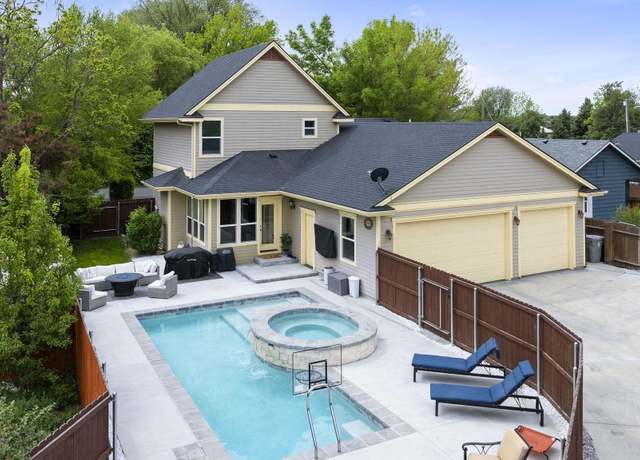 Property at 8198 W Caswell St, Boise, ID 83714-8600, 3 beds, 2.5 baths
