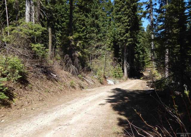 Property at 1601 Bear Trail Loop, Donnelly, ID 83615