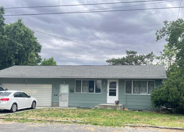 Property at 1265 Ash St, Clarkston, WA 99403, 4 beds, 3 baths