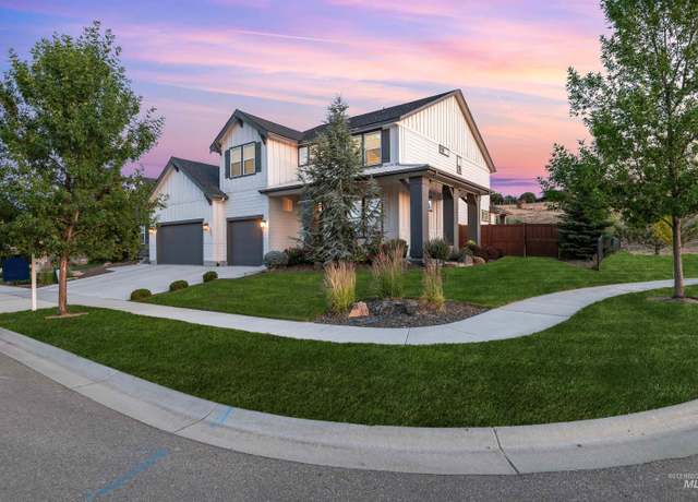 Property at 2043 E Lodge Trail Dr, Meridian, ID 83642-4497, 6 beds, 4.5 baths