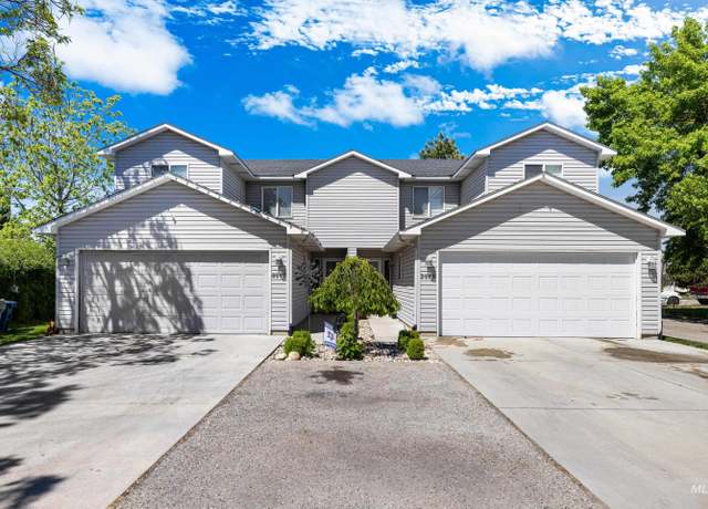 Property at 2573 & 2575 N Dusty Ln, Boise, ID 83704, 6 beds, 5 baths