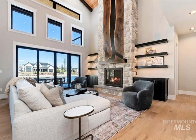 Property at 7892 W Rockhaven Dr, Eagle, ID 83616, 4 beds, 4.5 baths