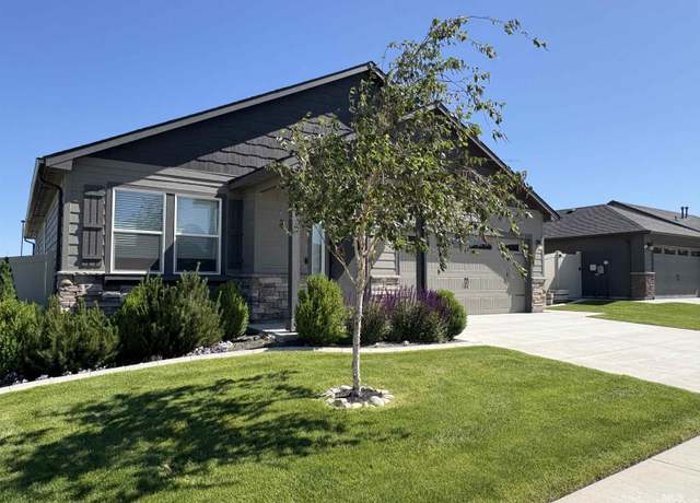 Property at 1786 E Cave Falls St, Kuna, ID 83634-2568, 3 beds, 2 baths