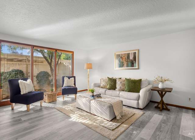 Property at 3001 S S Roosevelt St Apt 16 #16, Boise, ID 83705-4667, 3 beds, 2 baths