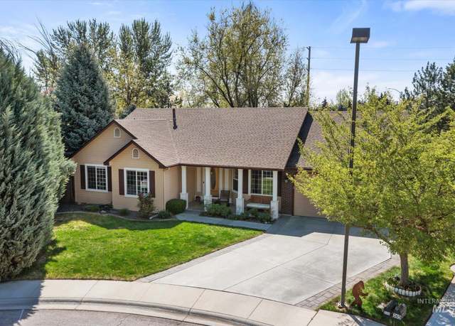 Property at 366 S Kestrel Pl, Eagle, ID 83616, 3 beds, 2 baths