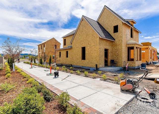 Property at 1508 Picotee Cir Unit Clover, Moscow, ID 83843, 3 beds, 2.5 baths