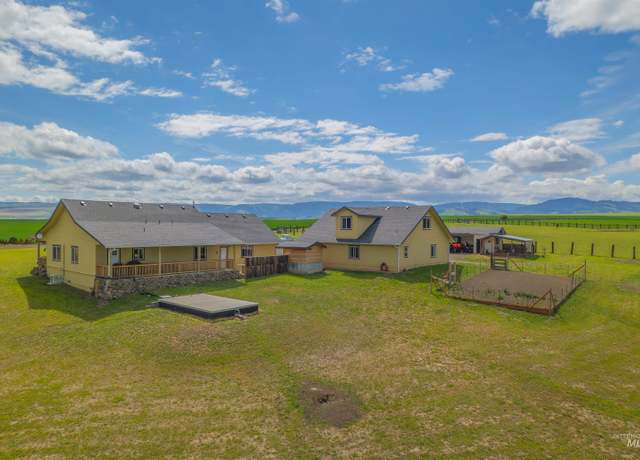 Property at 35406 Galen Dr, Lewiston, ID 83501, 2 beds, 1 bath