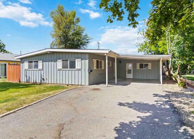 Property at 2008 Colorado Ave, Caldwell, ID 83605, 4 beds, 2 baths
