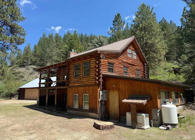 Property at 3087 Hwy 21, Boise, ID 83716, 3 beds, 3 baths