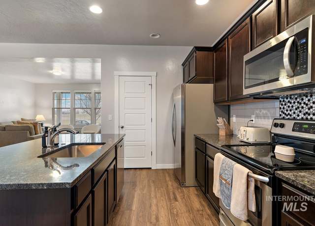 Property at 1873 W American Fork Dr, Meridian, ID 83642, 3 beds, 2.5 baths