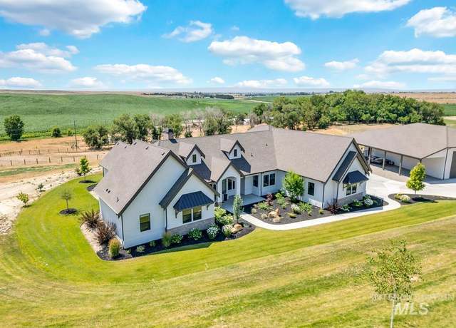 Property at 7877 Sonara Rd, Caldwell, ID 83607, 4 beds, 3 baths