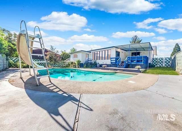 Property at 404 Linden Dr, Lewiston, ID 83501, 3 beds, 4 baths