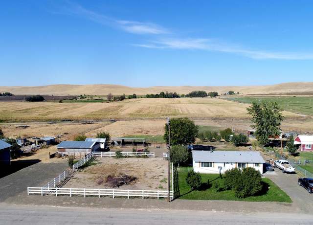 Property at 5654 Hillview Rd, Emmett, ID 83617, 3 beds, 1 bath