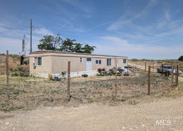 Property at 10307 China Ditch Rd, Melba, ID 83641, 2 beds, 1 bath