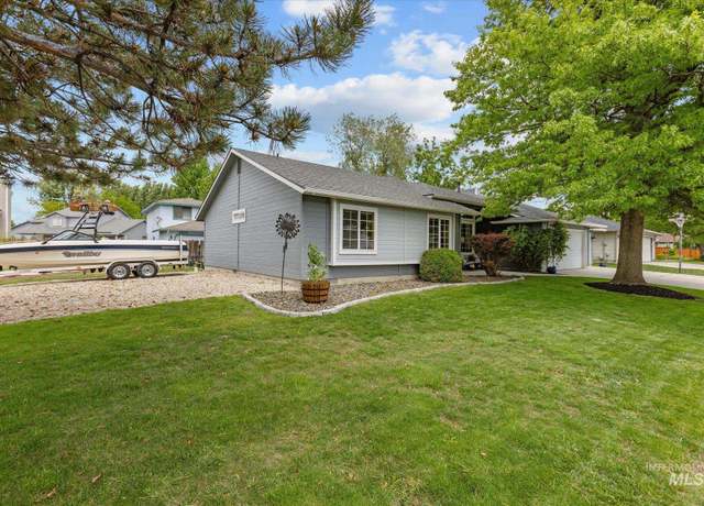 Property at 3341 S Holden Ave, Boise, ID 83706, 3 beds, 2 baths