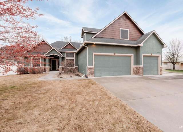 Property at 11732 W Raul St, Boise, ID 83709, 4 beds, 3 baths