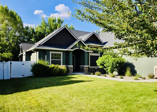 Property at 11732 W Raul St, Boise, ID 83709, 4 beds, 3 baths
