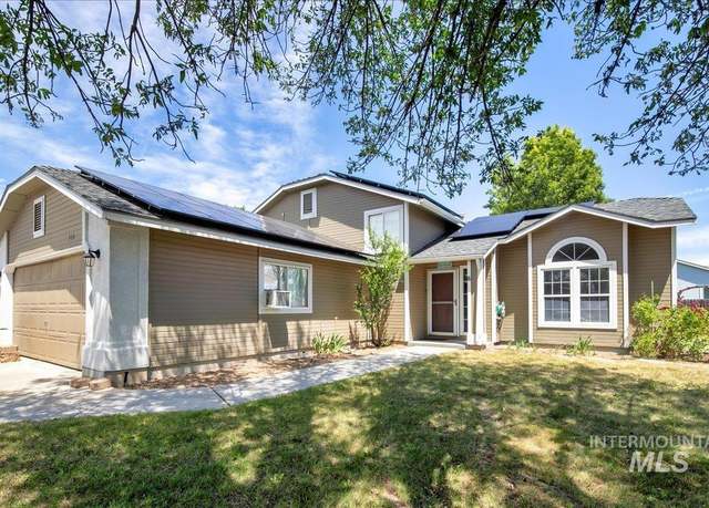 Property at 984 N Dawn Dr, Boise, ID 83713, 4 beds, 3 baths