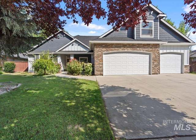 Property at 2032 W Marten Creek Dr, Meridian, ID 83646, 5 beds, 3 baths