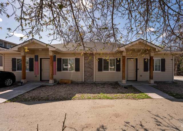Property at 212 S Dewey Ave, Middleton, ID 83644-5585, 6 beds, 4 baths