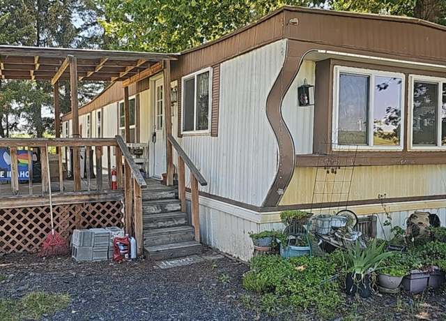 Property at 3175 Tomer Rd #34 Rd, Moscow, ID 83843, 3 beds, 1 bath