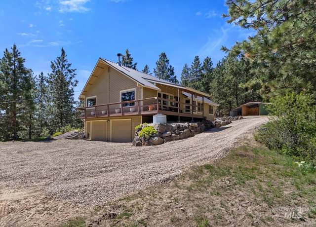 Property at 34 Wilderness Way, Boise, ID 83716, 3 beds, 3 baths