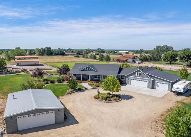 Property at 2171 W Valli Hi Rd, Eagle, ID 83616, 4 beds, 3 baths