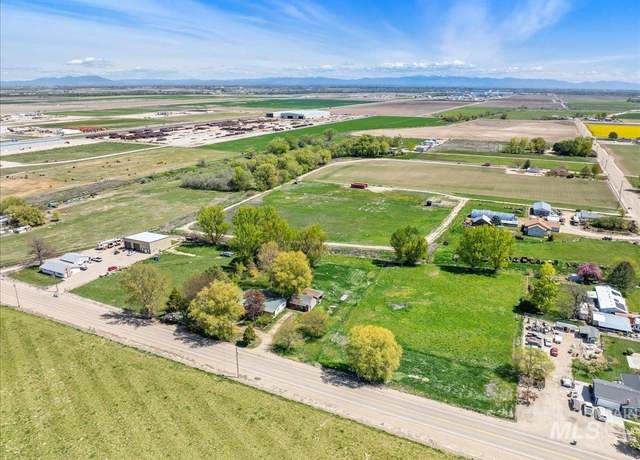 Property at 20086 Pinto Rd, Caldwell, ID 83607, 3 beds, 2 baths