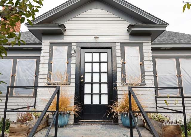 Property at 161 SE 5th Ave, Ontario, OR 97914, 2 beds, 1 bath