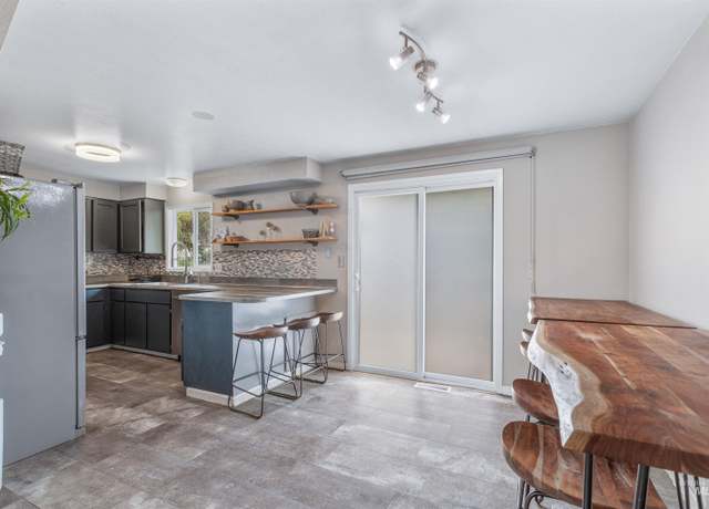 Property at 1806 Powers Dr, Lewiston, ID 83501, 4 beds, 2 baths