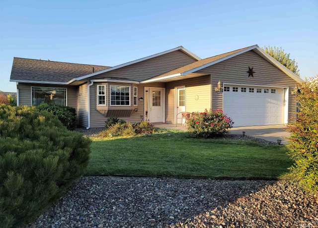 Property at 907 Magnolia St, Lewiston, ID 83501, 3 beds, 2 baths