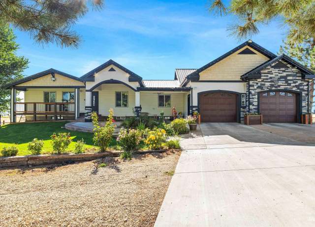Property at 61 S 400 W, Burley, ID 83318, 6 beds, 3 baths