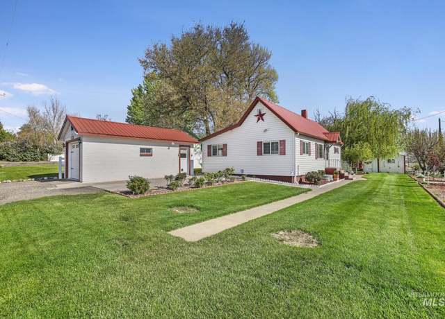 Property at 120 E Hagerman Ave, Hagerman, ID 83332, 3 beds, 1.5 baths