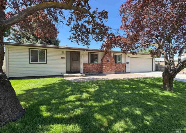 Property at 6401 W Grandview St, Boise, ID 83709, 4 beds, 2 baths