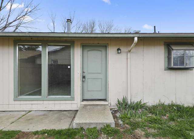 Property at 10397 -10399 W. Irving Ct, Boise, ID 83704, 5 beds, 2 baths