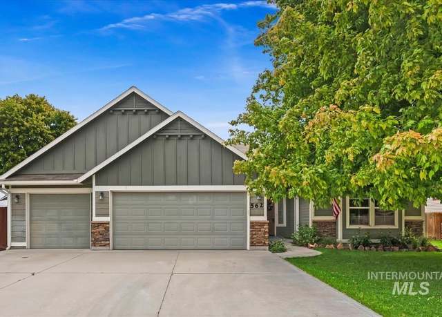 Property at 562 Castle Rock Ave, Middleton, ID 83644, 3 beds, 2 baths