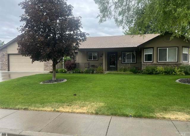 Property at 2121 Uehlin Dr, Payette, ID 83661-9999, 3 beds, 2 baths