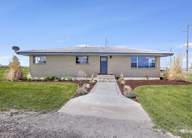Property at 294 S 100 W, Burley, ID 83318-0000, 4 beds, 3 baths