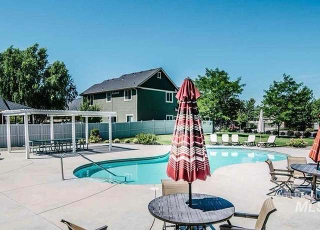 Property at 3035 N Elisha Ave, Meridian, ID 83646, 3 beds, 2.5 baths