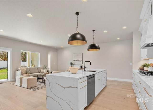 Property at 8467 W Mediterranean Ct, Boise, ID 83709, 4 beds, 2.5 baths