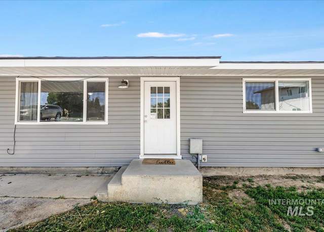 Property at 1934 Shoup Ave E, Twin Falls, ID 83301, 3 beds, 2 baths