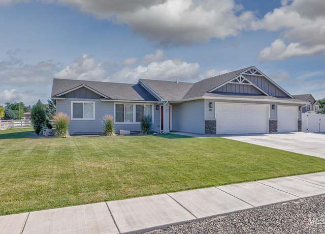 Property at 810 Grove Ln, Weiser, ID 83672, 4 beds, 2 baths