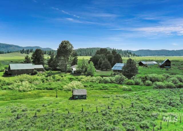 Property at 798 & 806 High Valley Rd, High Valley, ID 83611, 4 beds, 2 baths